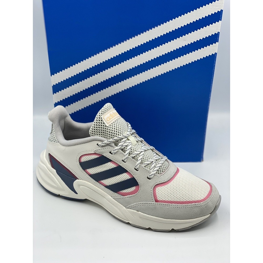 Adidas Women's 90s Valasion Sneakers White Size 8.5 Athletic Shoes New